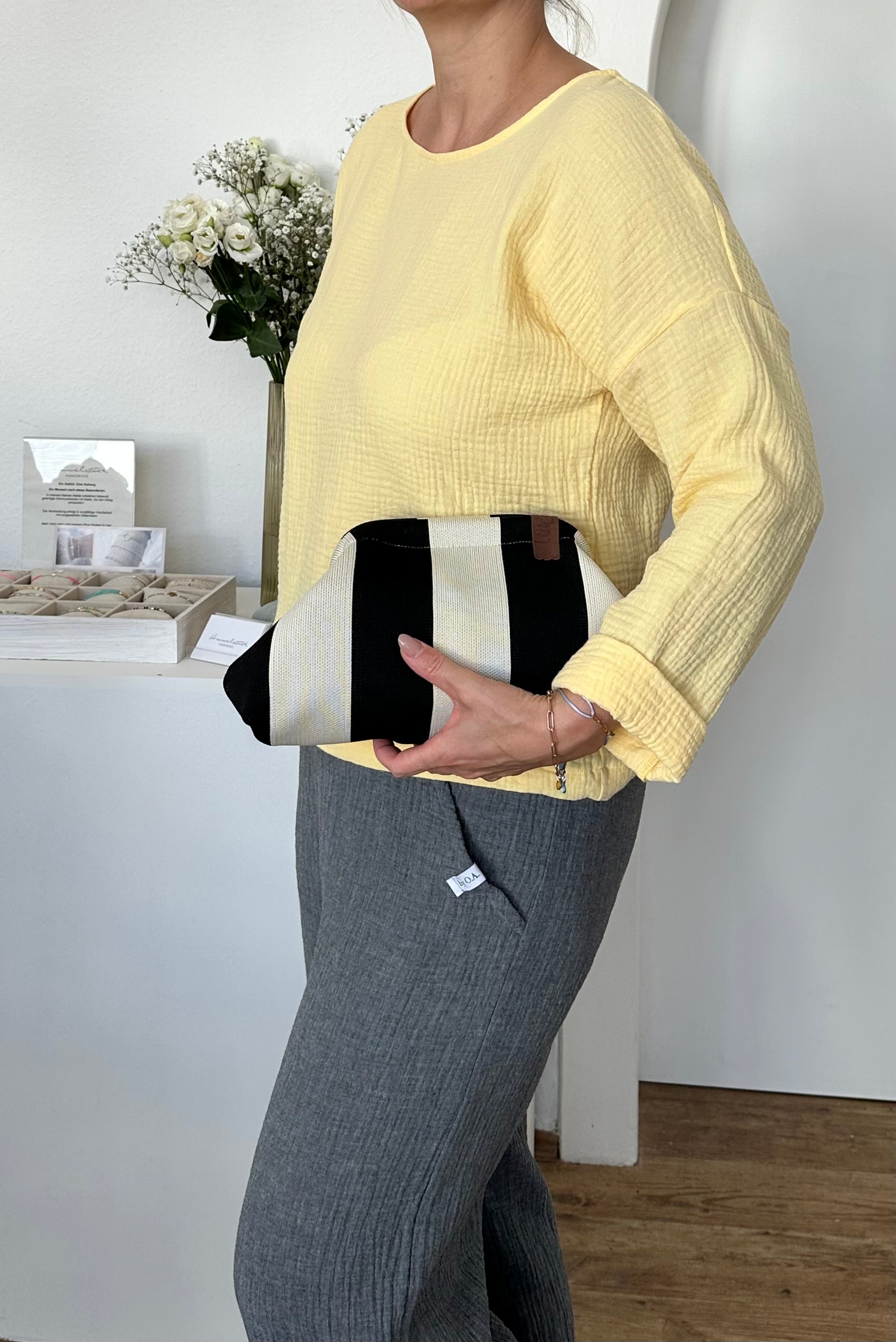 (Clutch, kleine Tasche, Kosmetiktasche