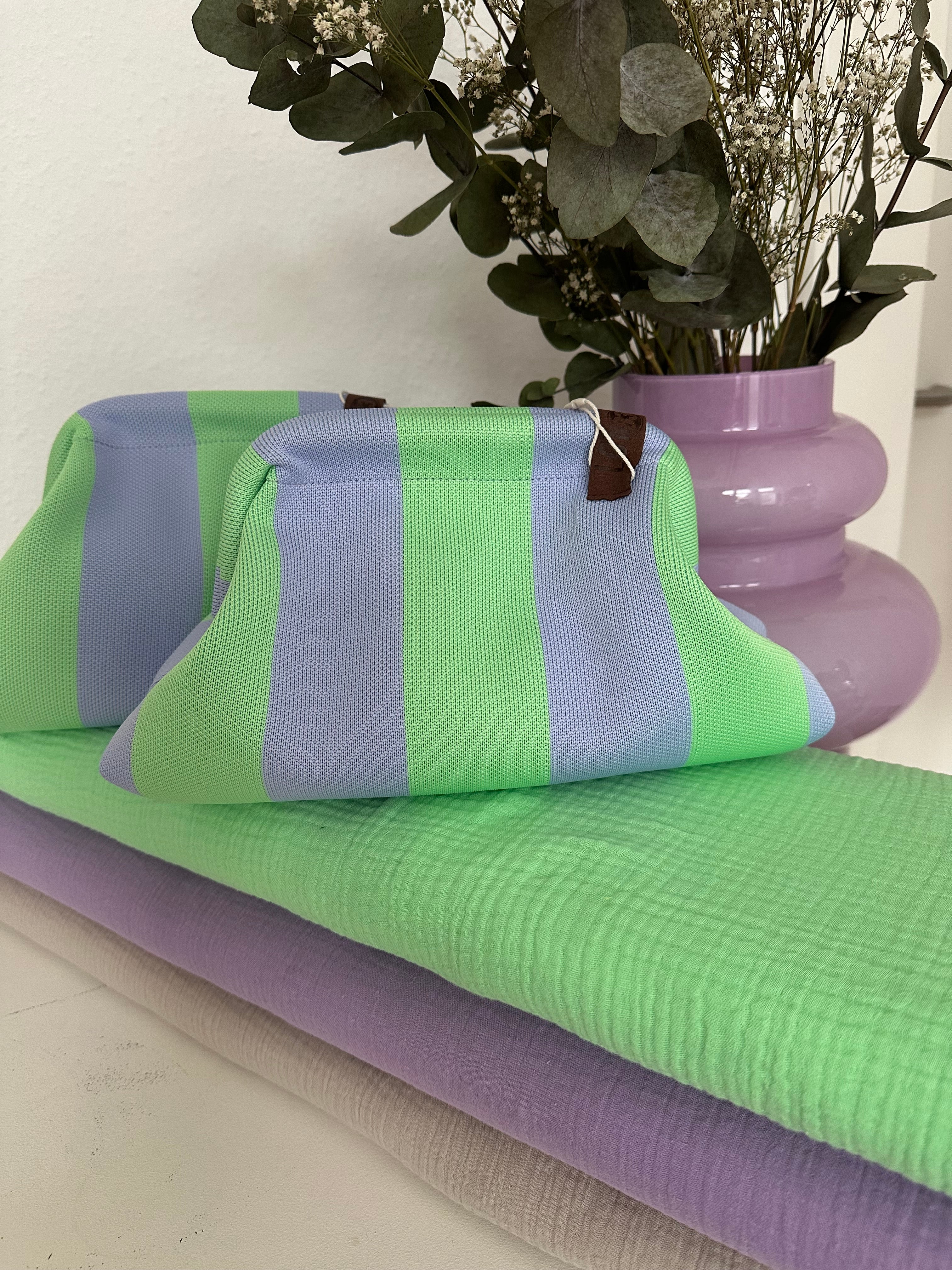 (Clutch, kleine Tasche, Kosmetiktasche