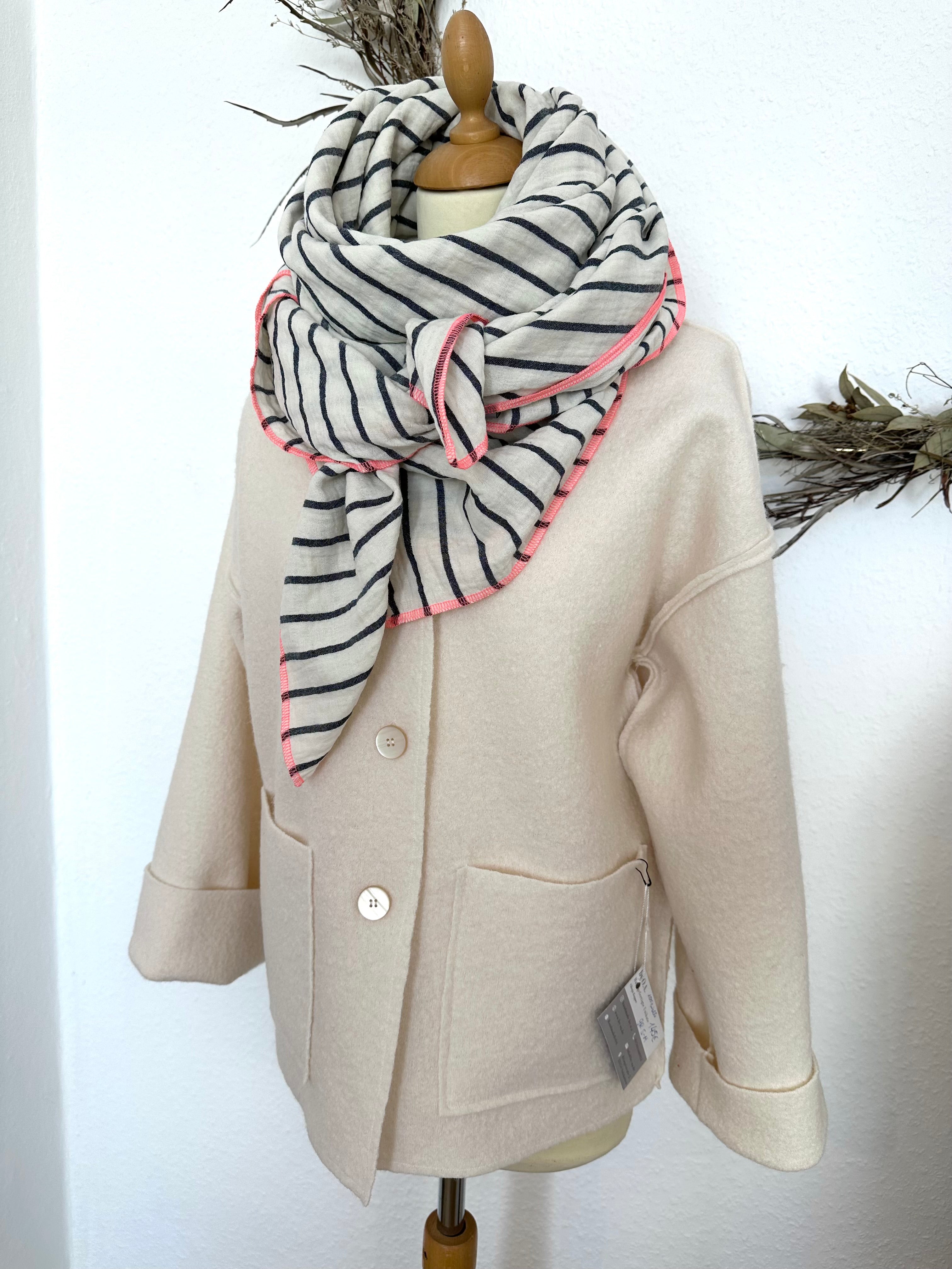 Wollwalkjacke | Wolljacke | Schurwolle | Damenjacke | Schurwolle- Jacke | Damenjacke