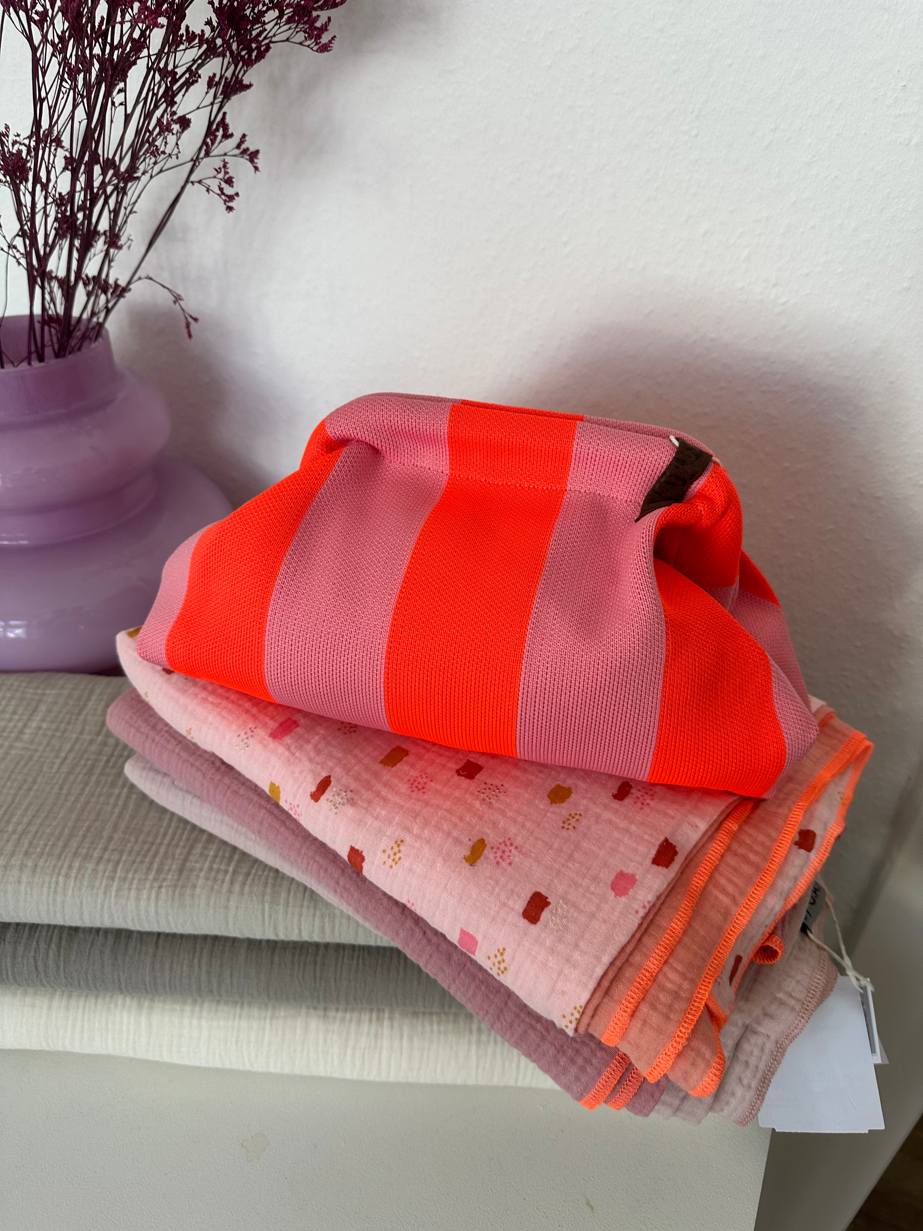 (Clutch, kleine Tasche, Kosmetiktasche